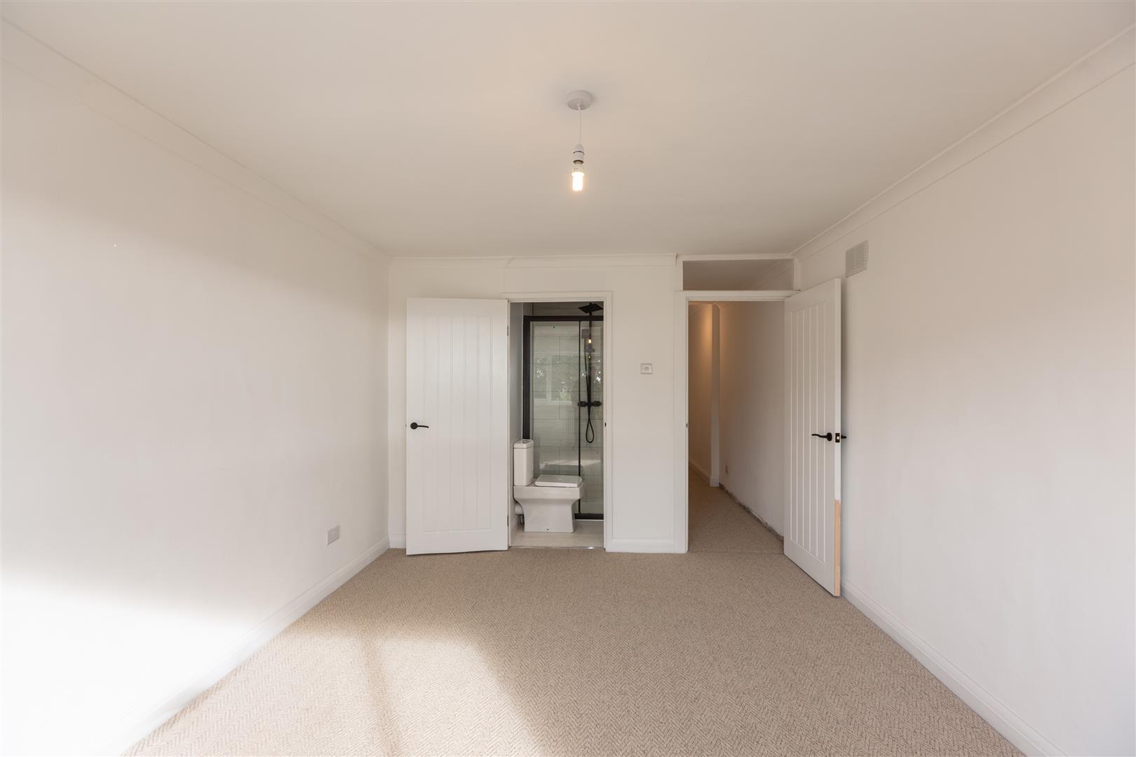 Dunraven Road, Sketty, Swansea, SA2 9LG